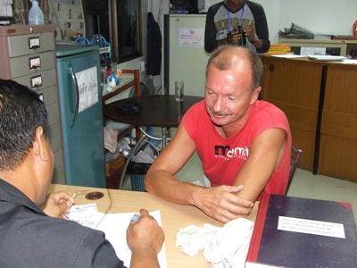 Russian Rafael Sadykov tries to explain to police that it’s ok because the 14-year-old girl had agreed to go with him for 500 baht. Police, of course, disagree.